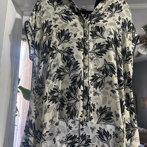 Floral Black and White Blouse